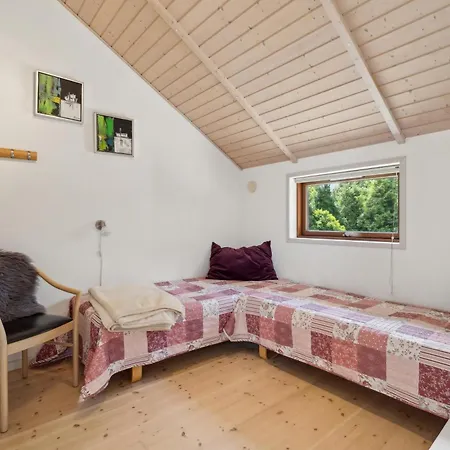 Cosy Summer House With Whirlpool Σπίτι διακοπών